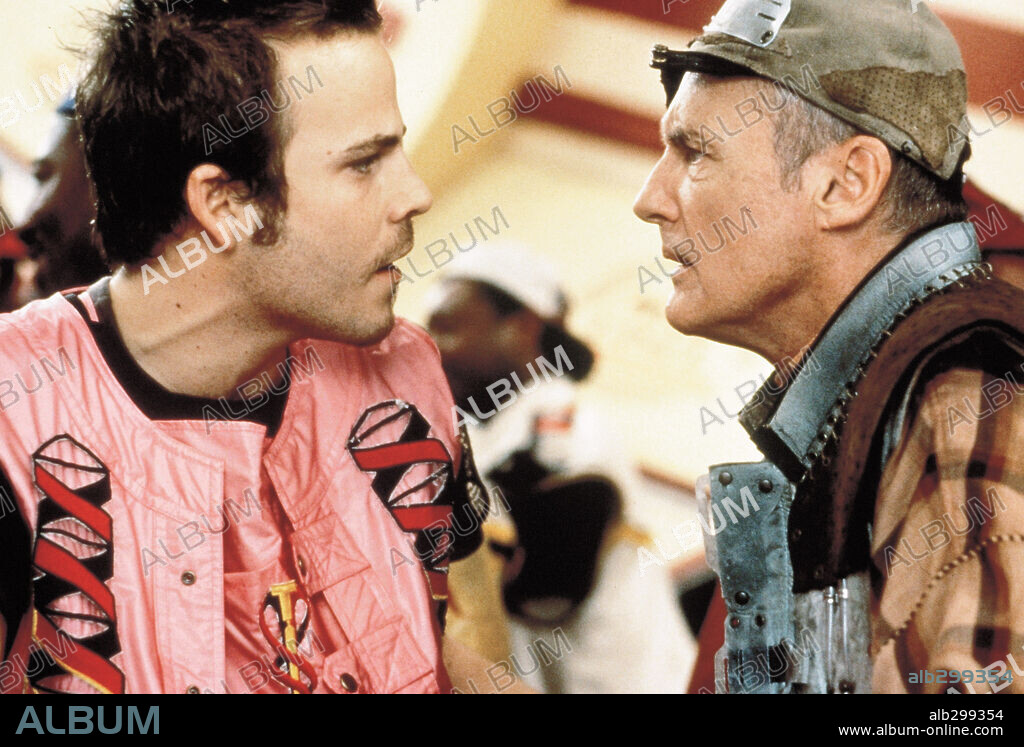 DENNIS HOPPER and STEPHEN DORFF in SPACE TRUCKERS, 1996, directed by STUART GORDON.