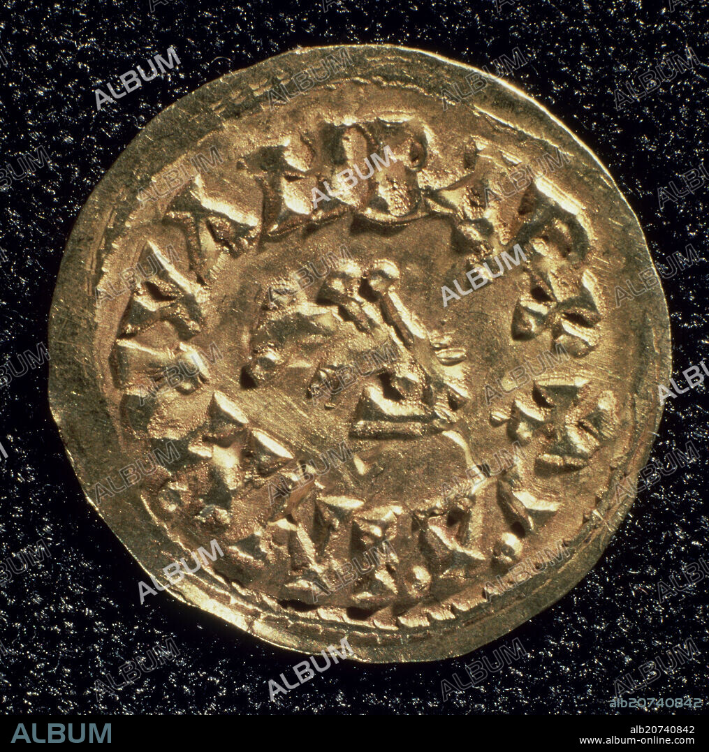 MONEDAS VISIGODAS EN ORO - ANVERSO.