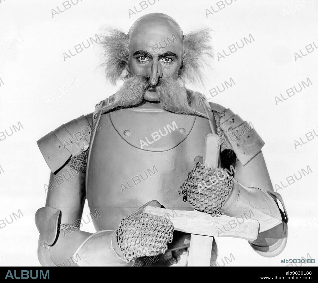 GARY COOPER in ALICE IN WONDERLAND, 1933, directed by NORMAN Z. MCLEOD. Copyright PARAMOUNT PICTURES.