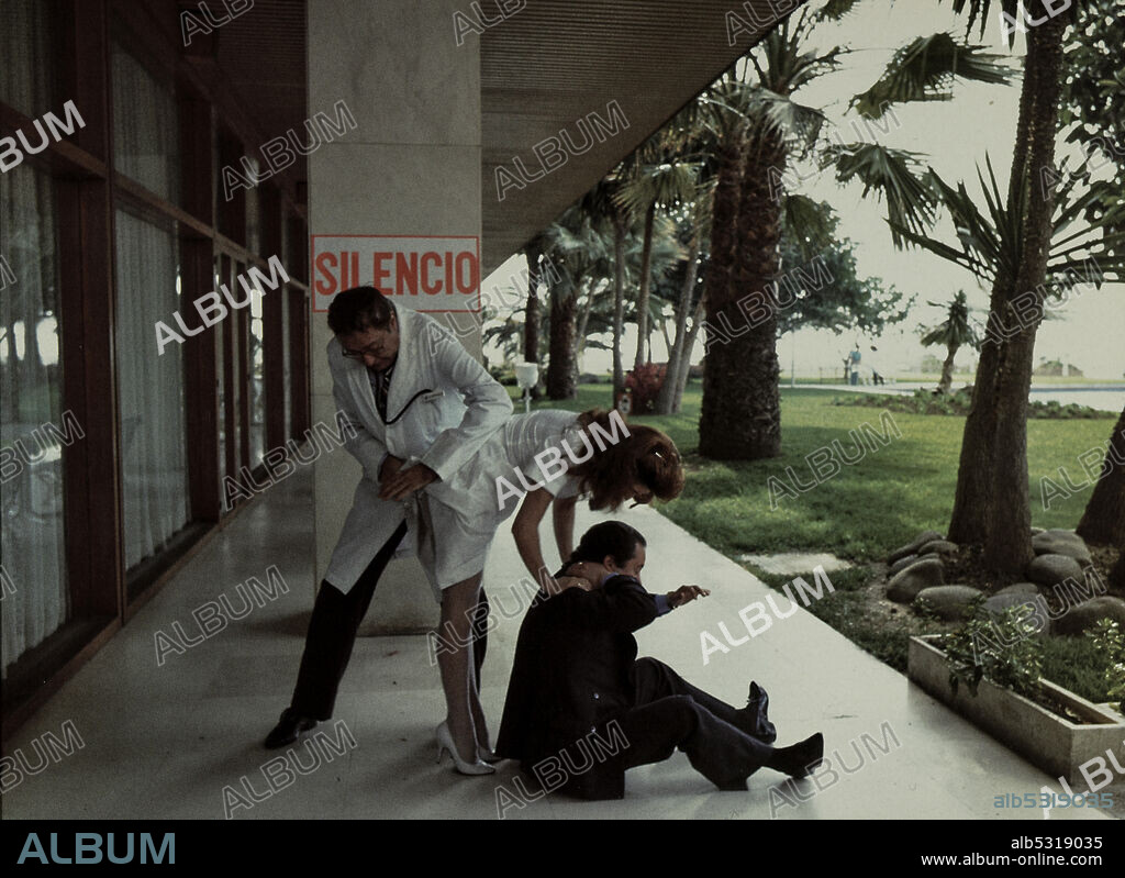 AGITESE ANTES DE USARLA, 1983, dirigida por MARIANO OZORES. Copyright IZARO FILMS.