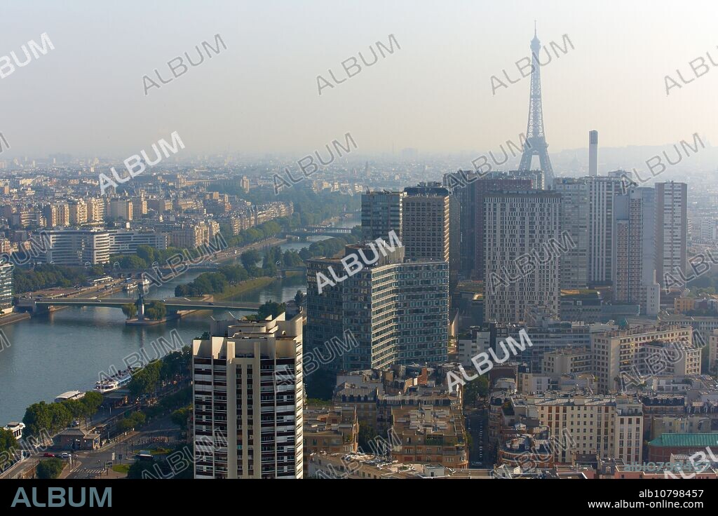 Eiffel tower. View from Ballon de Paris. Parc André Citroën. Paris. France.