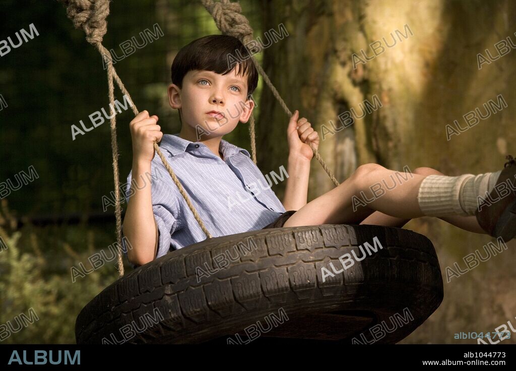 ASA BUTTERFIELD en EL NIÑO CON EL PIJAMA DE RAYAS, 2008 (THE BOY IN THE STRIPED PYJAMAS), dirigida por MARK HERMAN. Copyright BBC FILMS/HEYDAY FILMS/MIRAMAX FILMS / DAVID, LUKACS.