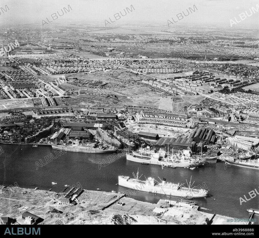Neptune Shipyard on the River Tyne, Walker, Newcastle-upon-Tyne, 1947. View from the east.