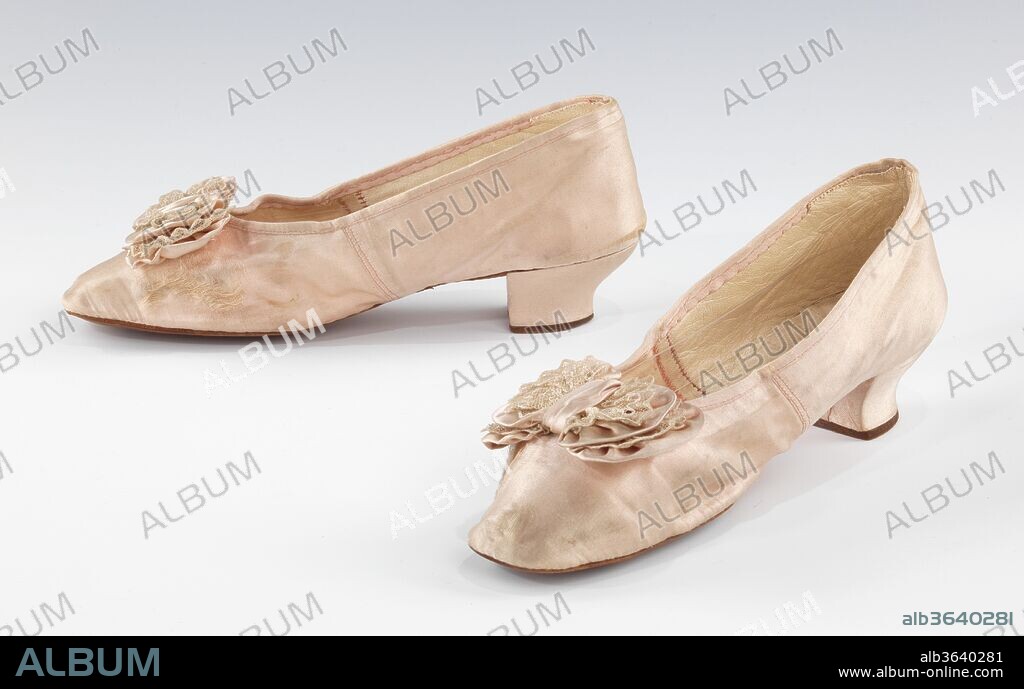 Evening slippers Album alb3640281