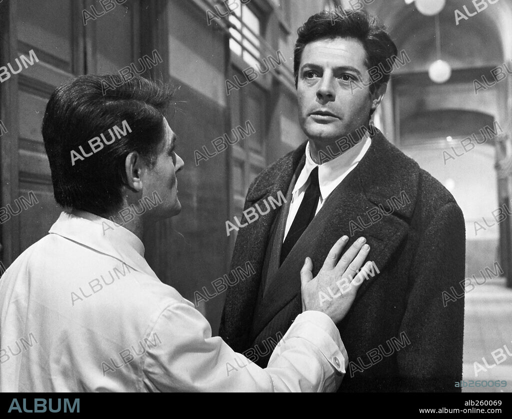 MARCELLO MASTROIANNI in FAMILY DIARY, 1962 (CRONACA FAMILIARE), directed by VALERIO ZURLINI.