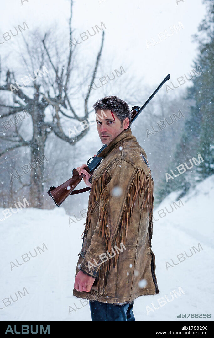 ERIC BANA en LA HUIDA, 2012 (DEADFALL), dirigida por STEFAN RUZOWITZKY. Copyright 2929 ENTERTAINMENT.