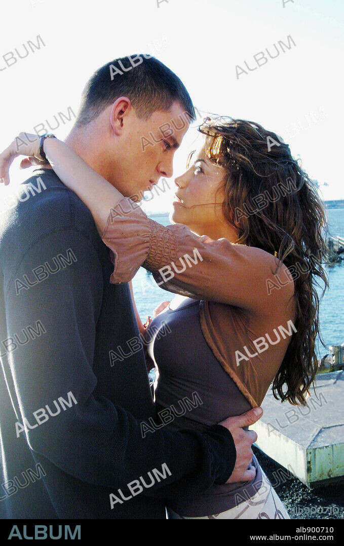 CHANNING TATUM and JENNA DEWAN-TATUM in STEP UP, 2006, directed by ANNE FLETCHER. Copyright SUMMIT ENTERTAINMENT / CARUSO, PHILLIP.