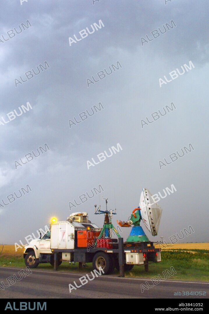 A Doppler on Wheels (DOW) portable weather radar truck scans a severe storm in Oklahoma on May 29, 2006.