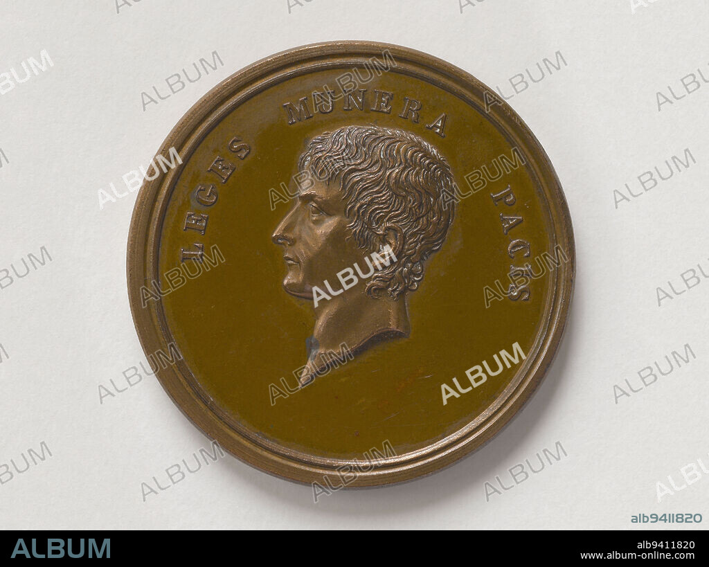 Constitution of the Italian Republic in Lyon, January 26, 1802, Mercié, Claude Antoine, Engraver in medals, Array, Numismatic, Medal, Diameter: 4.8 cm, Weight (type dimension): 55.33 g.