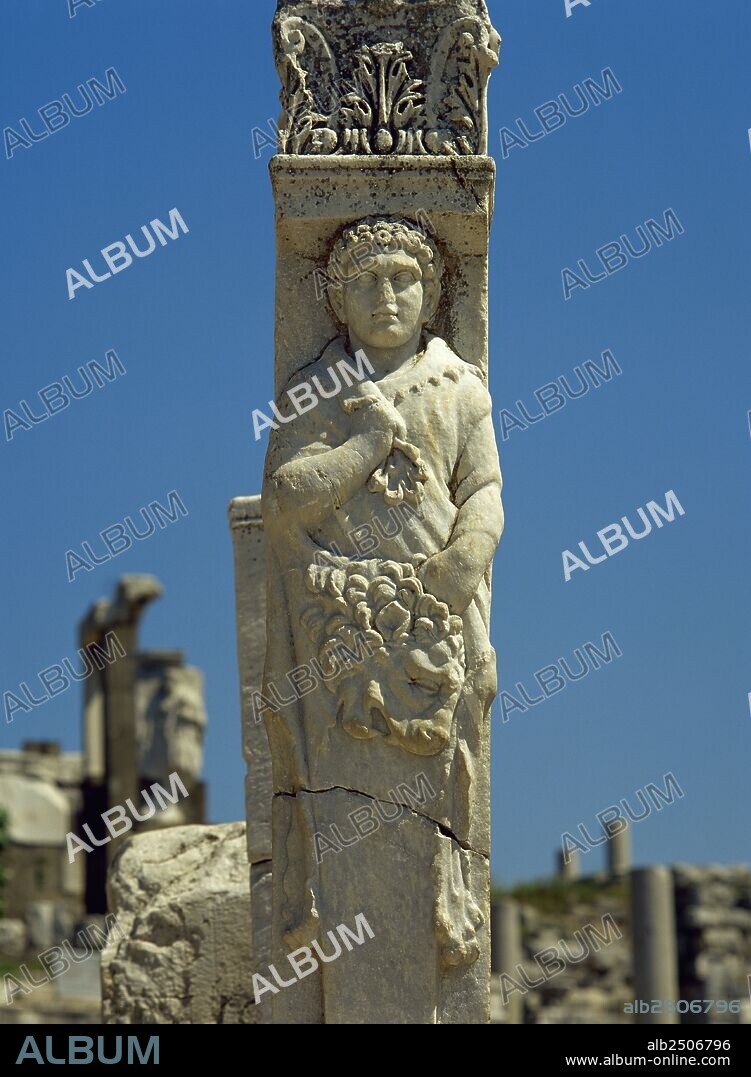 Hellenistic bas-relief, c. 2nd century. Heracles hero wearing the skin of the Nemean lion carved on the pillar at the Gate of Heracles. "Curetes" Street. Ephesus. Izmir province. Turkey. Asia Minor.