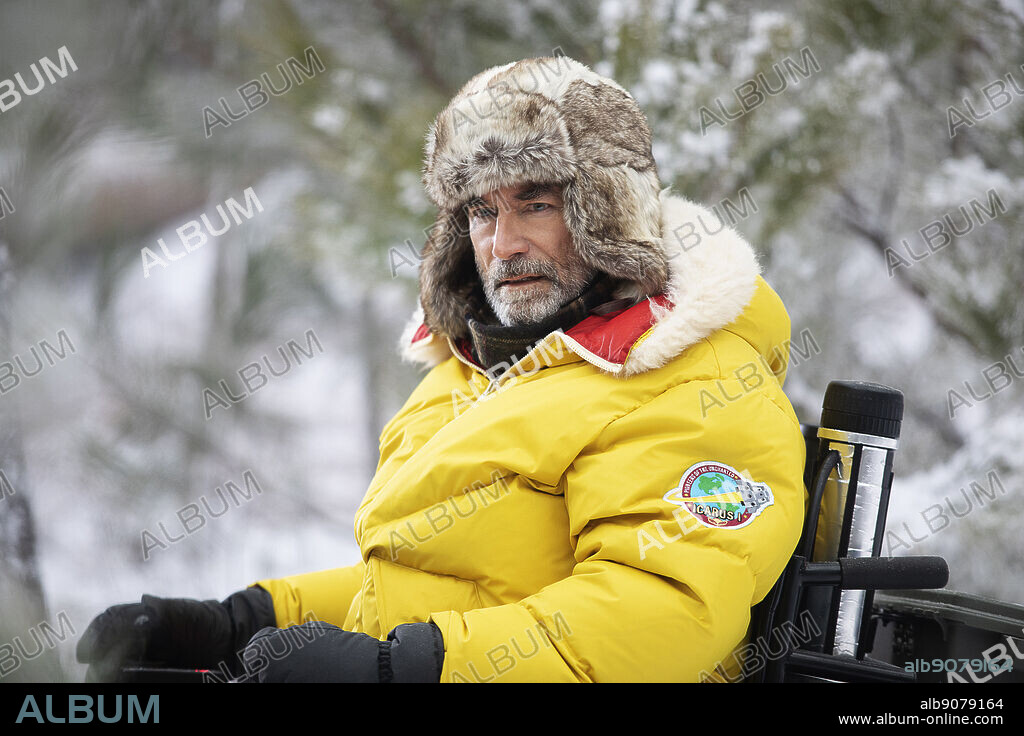 TIMOTHY DALTON in DOOM PATROL, 2019, directed by VARIOS. Copyright DC COMICS.