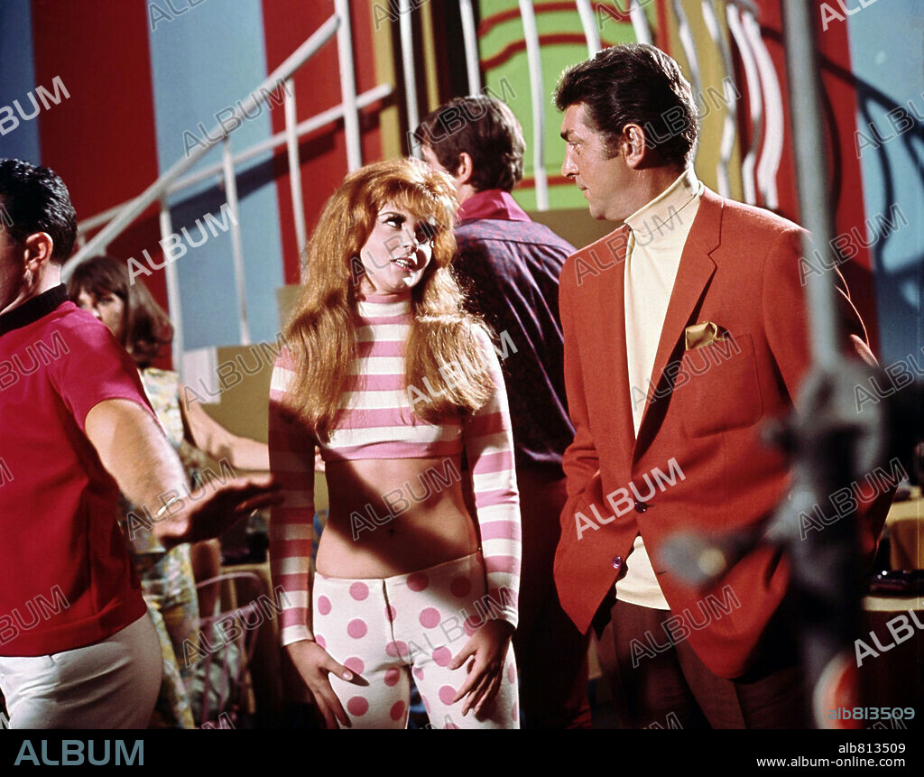 ANNMARGRET y DEAN MARTIN en MATT HELM, AGENTE MUY ESPECIAL, 1966