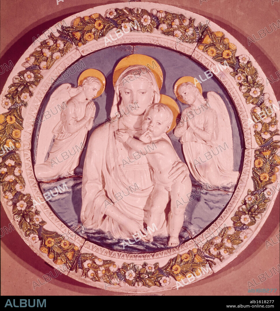 Madonna and Child with Angels,  by Luca Della Robbia,  Glazes terracotta,  1400-1482.