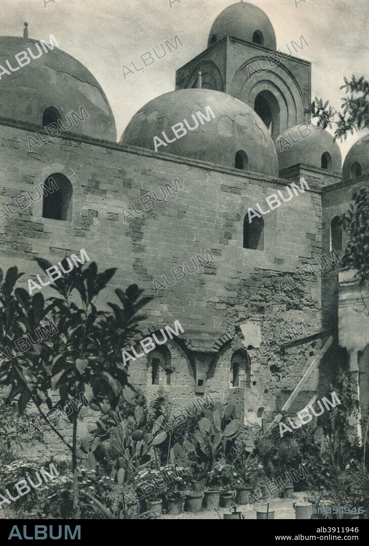 Church of San Giovanni degli Eremiti (St John of the Hermits), Palermo, Sicily, Italy, 1927. The church was founded in the 6th century but became a mosque after the Arab conquest of Sicily. The Islamic influence is notable in the architecture of the building, which became a Christian church again after the Normans conquered the island in the 12th century. From Italien in Bildern, by Eugen Poppel [August Scherl, Berlin, 1927].