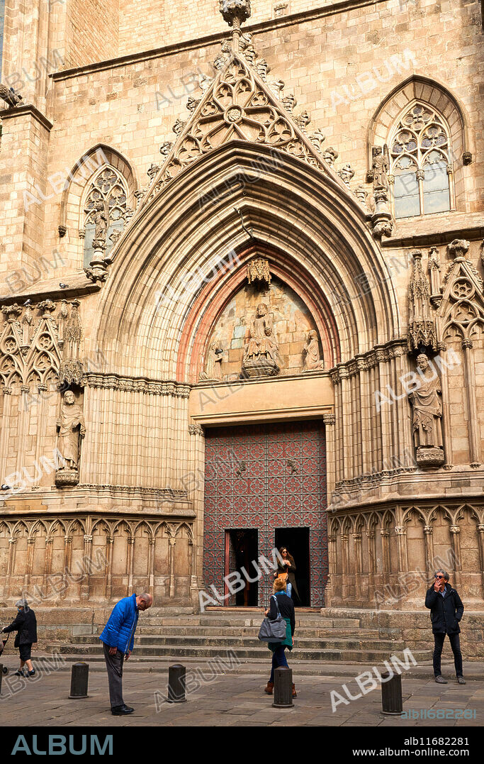 Basílica de Santa Maria del Mar, El Born, Barcelona, Catalonia, Spain.