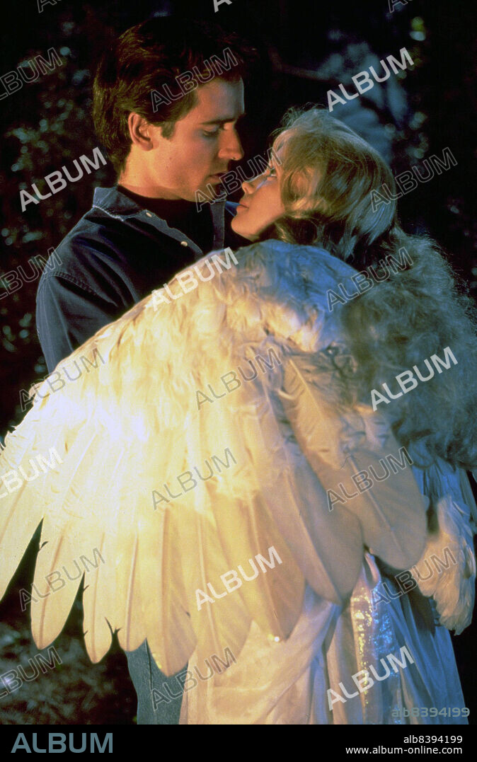 EMMANUELLE BEART und MICHAEL E. KNIGHT in VERABREDUNG MIT EINEM ENGEL, 1987 (DATE WITH AN ANGEL), unter der Regie von TOM MCLOUGHLIN. Copyright De Laurentiis Entertainment Group.