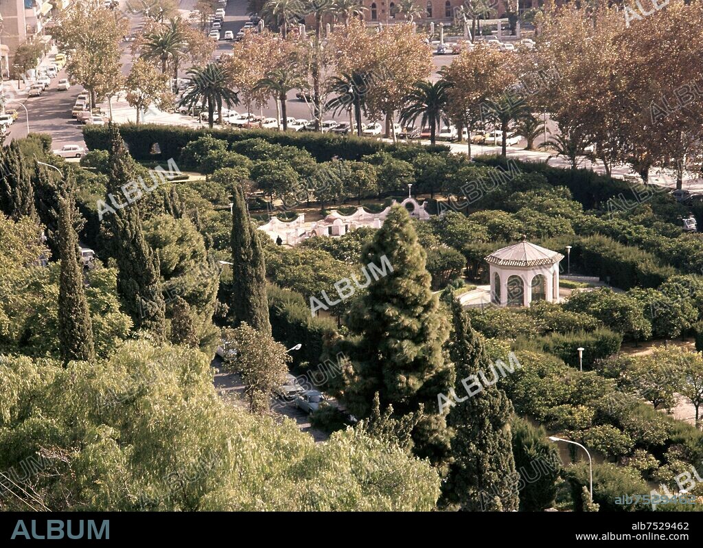 AUTOR LIBRE 01307. JARDINES DE PUERTA OSCURA.