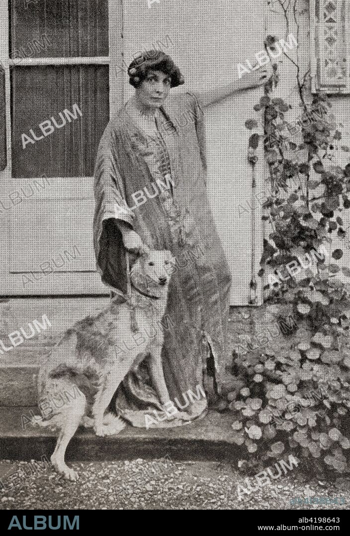 Myriam Harry.  Myriam Harry was the pen name of Maria Rosette Shapira, 1869 or 1875 - 1958.  French journalist and writer.  From La Divina Cancion, published c.1931.