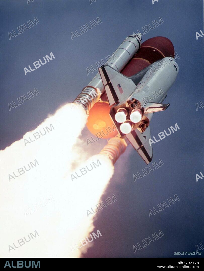 STS-40, the eleventh launch of Space Shuttle Columbia, was a 9 day mission launched on June 5, 1991. It carried the Spacelab module for Spacelab Life Sciences 1 (SLS-1), the fifth Spacelab mission and the first dedicated solely to biology. The STS-40 crew included 7 astronauts: Bryan D. O'Connor, commander; Sidney M. Gutierrez, pilot; F. Drew Gaffney, payload specialist 1; Milli-Hughes Fulford, payload specialist 2; James P. Bagian, mission specialist 1; Tamara E. Jernigan, mission specialist 2; and M. Rhea Seddon, mission specialist 3. STS-40 was the first spaceflight that included three women crew members. Mission featured most detailed and interrelated physiological measurements in space since 1973-74 Skylab missions. Subjects were humans, 30 rodents and thousands of tiny jellyfish. Primary SLS-1 experiments studied six body systems; of 18 investigations, ten involved humans, seven involved rodents, and one used jellyfish.