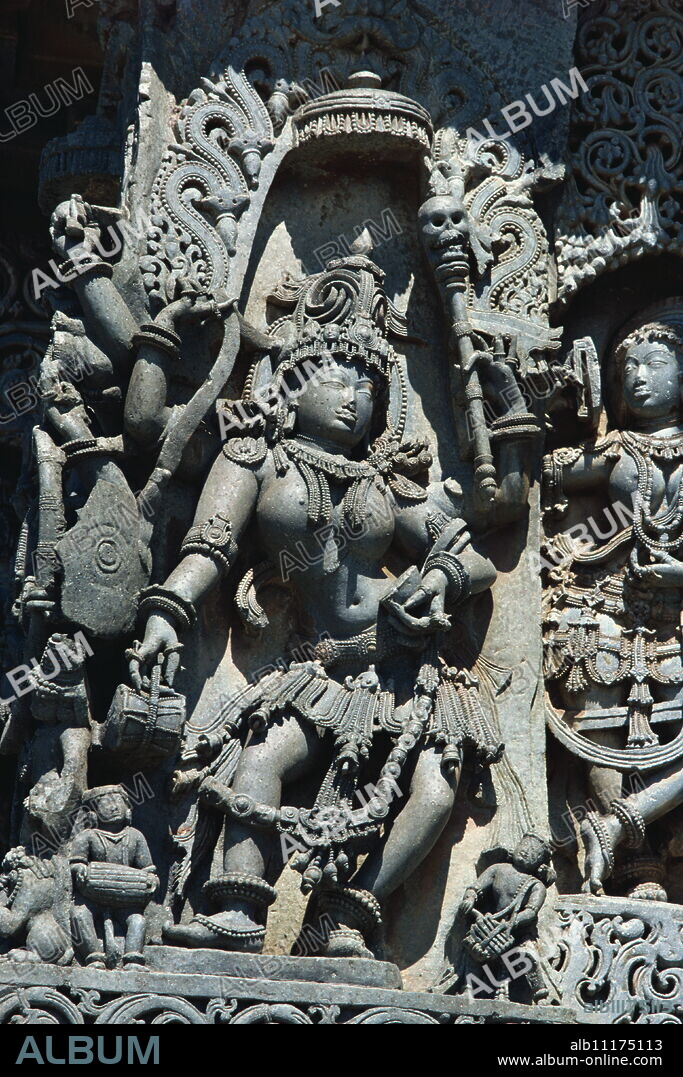 Hoysaleswara Temple, Halebid, near Mysore, India, Asia.