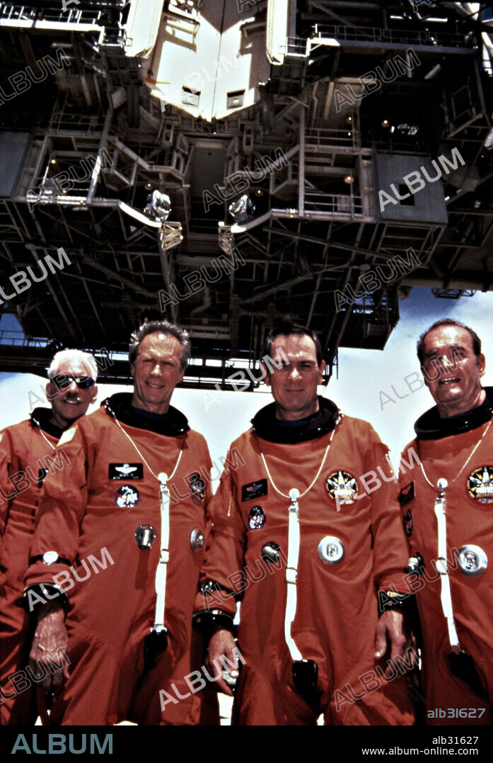 CLINT EASTWOOD, DONALD SUTHERLAND, JAMES GARNER and TOMMY LEE JONES in SPACE COWBOYS, 2000, directed by CLINT EASTWOOD. Copyright WARNER BROS. PICTURES.