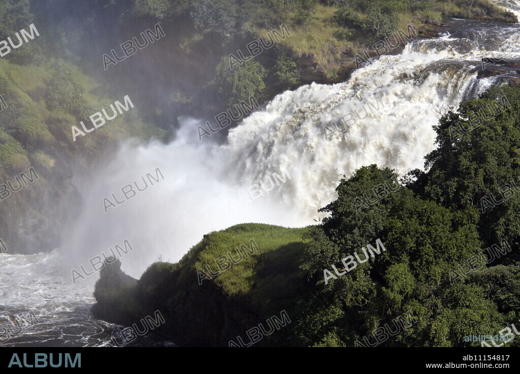 Murchison Falls, Murchison National Park, Uganda, East Africa, Africa.