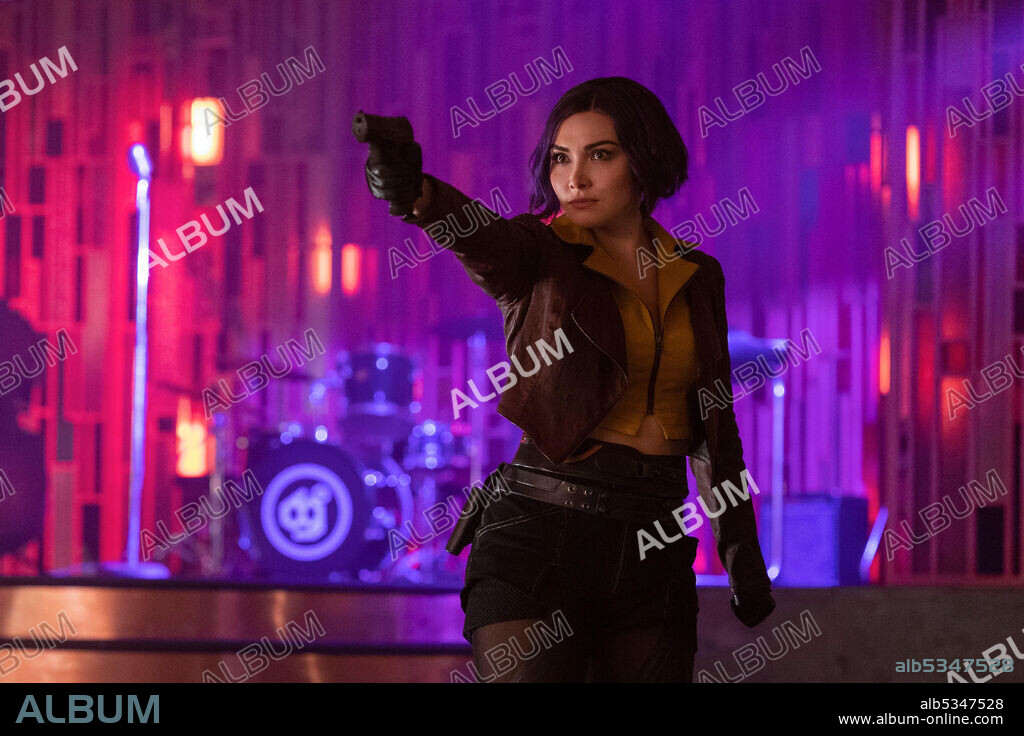 DANIELLA PINEDA en COWBOY BEBOP, 2021, dirigida por ALEX GARCIA LOPEZ y MICHAEL KATLEMAN. Copyright Tomorrow Studios / Netflix.