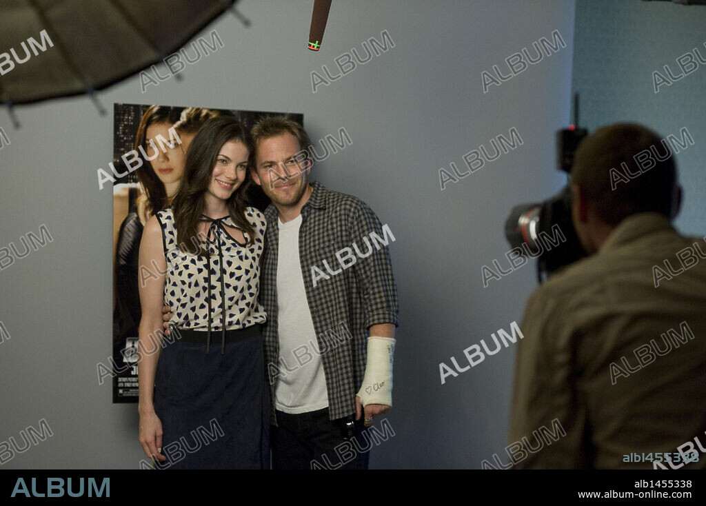 MICHELLE MONAGHAN and STEPHEN DORFF in SOMEWHERE, 2010, directed by SOFIA COPPOLA. Copyright AMERICAN ZOETROPE.