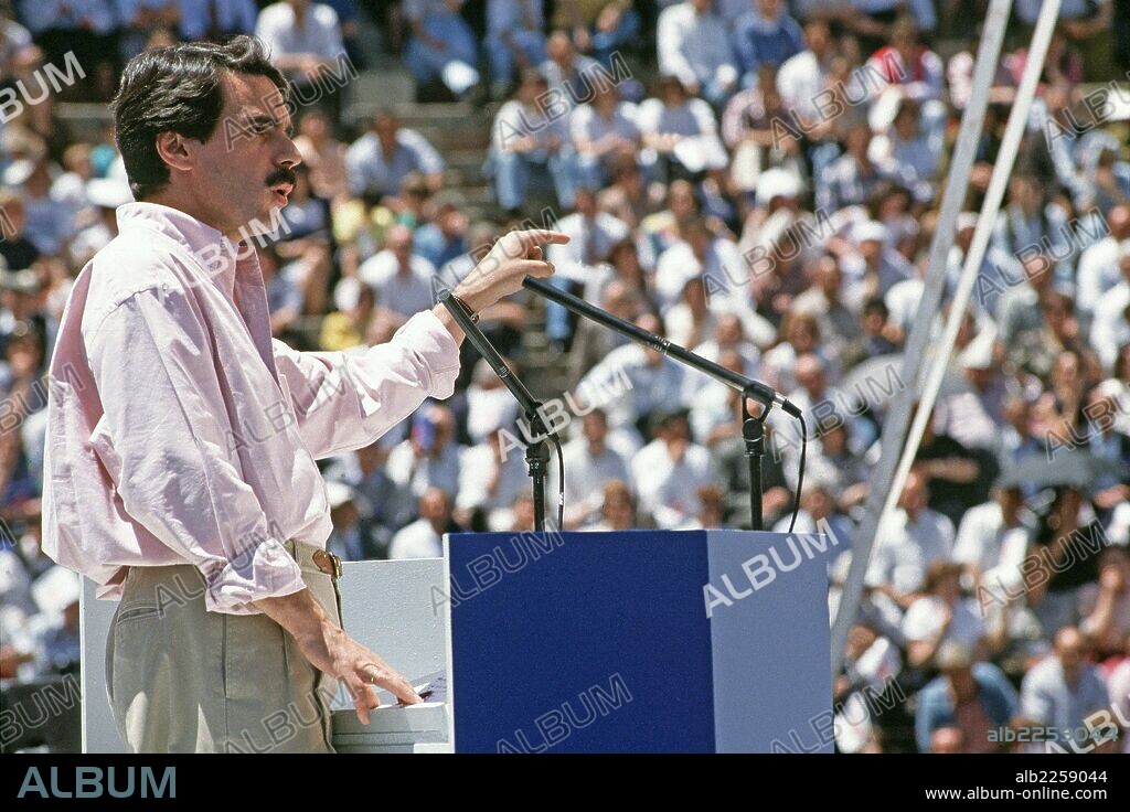 JOSE MARIA AZNAR. POLITICO ESPAÑOL. MADRID 1953-. MITIN ELECTORAL AÑO 1993.