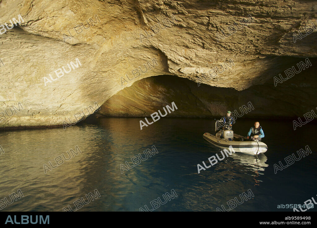 Cova Blava, Punta de Sa Cova Blava.Parque nacional maritimo terrestre de Cabrera.Baleares.España.