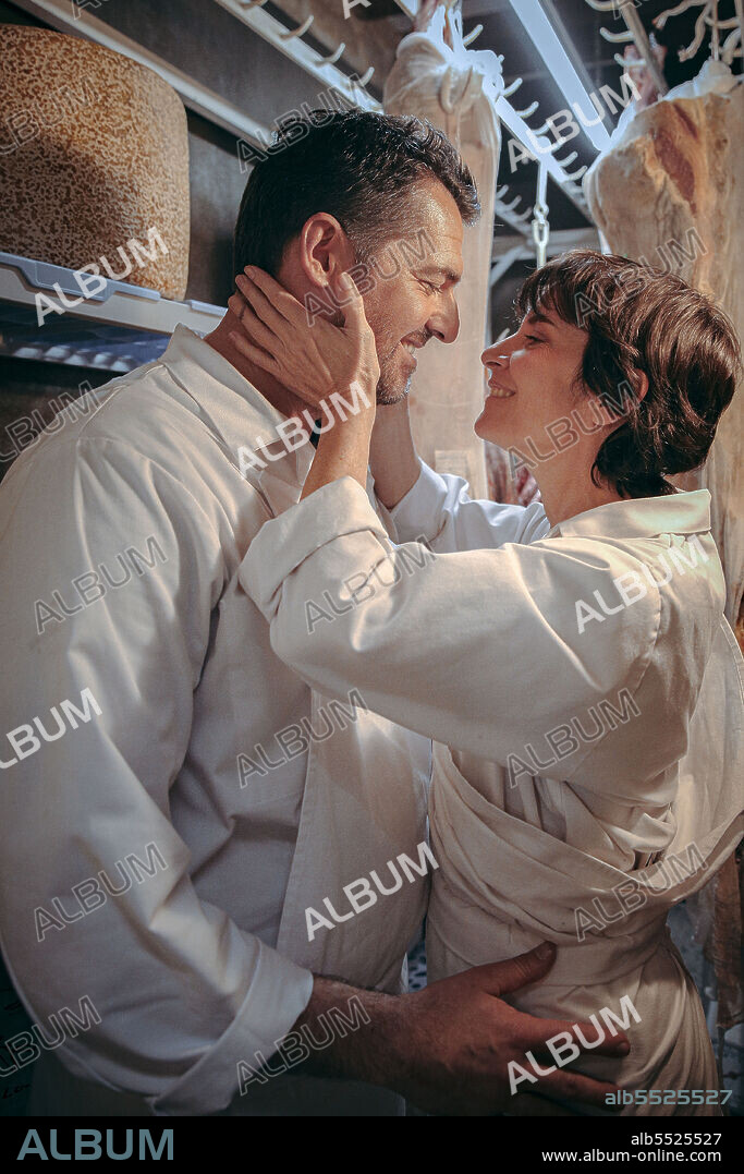 ARNAUD DUCRET and GERALDINE PAILHAS in THE BUTCHER'S DAUGHTER, 2021 (TENDRE ET SAIGNANT), directed by CHRISTOPHER THOMPSON. Copyright Les Films du Cap.