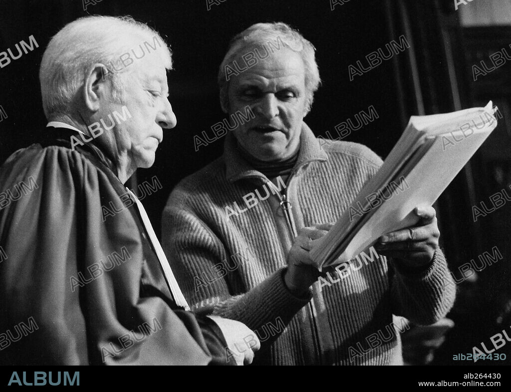 ANDRE CAYATTE and JEAN GABIN in VERDICT, 1974, directed by ANDRÉ CAYATTE. Copyright COMPAGNIA CINEMATOGRAFICA CHAMPION/LES FILMS CONCORDIA.