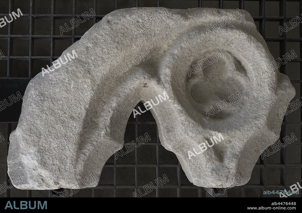 Remate de celosía gótica. Siglo XIV. Museo Arqueológico e Histórico (Castillo de San Antón). La Coruña. Galicia. España.