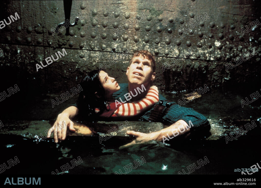 RON PERLMAN in THE CITY OF LOST CHILDREN, 1995 (LA CITE DES ENFANTS PERDUS), directed by JEAN-PIERRE JEUNET.
