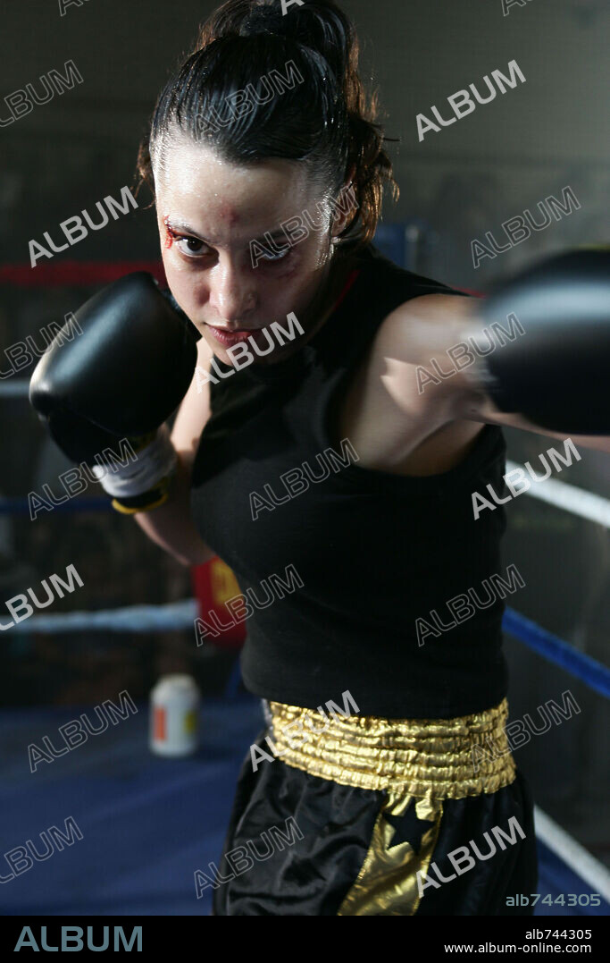 NATALIA VERBEKE in A GOLPES, 2005, directed by JUAN VICENTE CORDOBA. Copyright ENRIQUE CEREZO PRODUCCIONES.