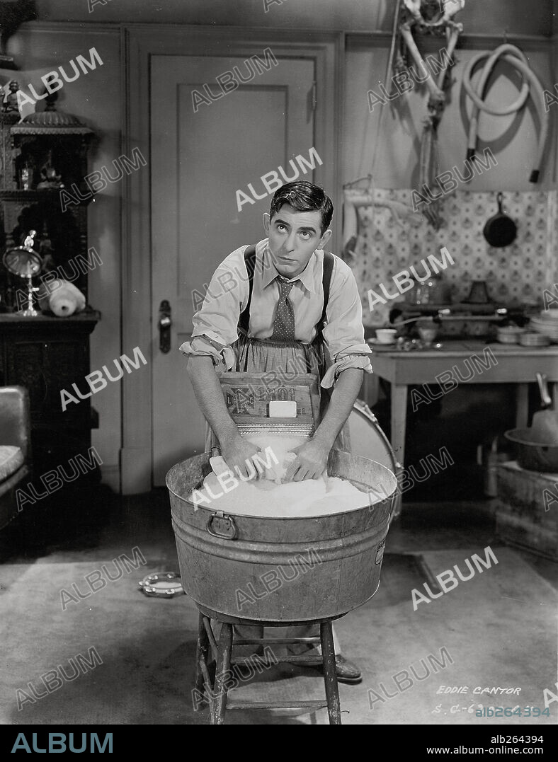 EDDIE CANTOR in PALMY DAYS, 1931, directed by A. EDWARD SUTHERLAND. Copyright UNITED ARTISTS.
