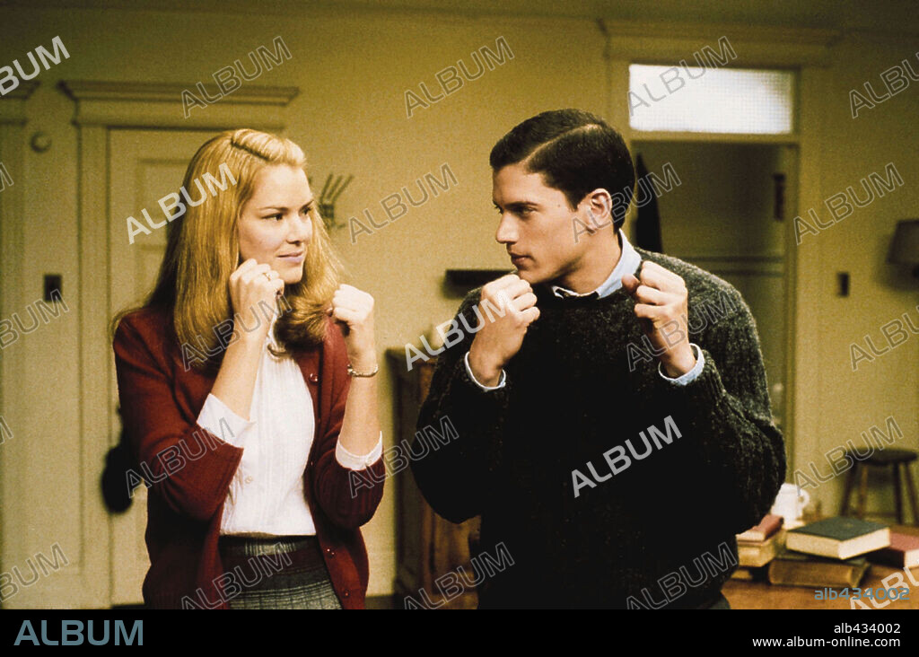 JACINDA BARRETT y WENTWORTH MILLER en LA MANCHA HUMANA, 2003 (THE HUMAN STAIN), dirigida por ROBERT BENTON. Copyright MIRAMAX.