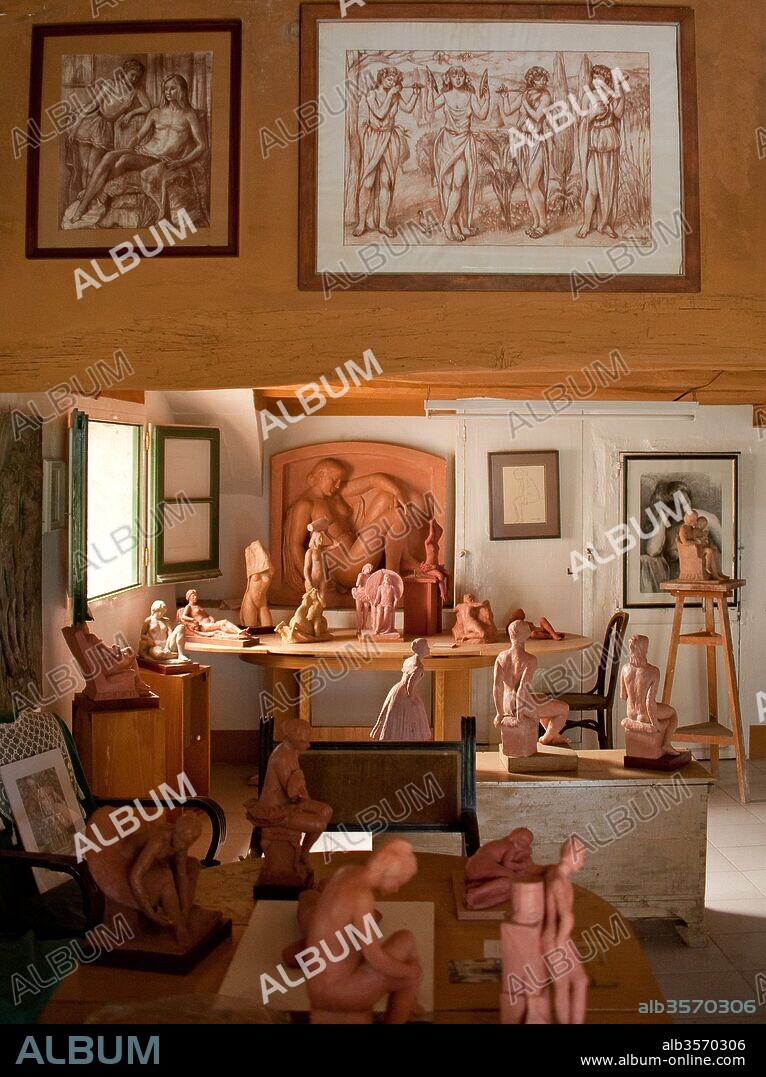 RAMON MANENT. Estudio-taller de Jordi Puiggalí i Clavell, 2011, Casa en la calle Santa María, Mataró, Barcelona, Cataluña, España.