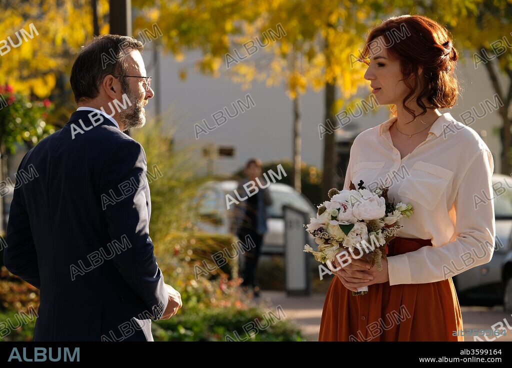 LOUISE BOURGOIN y PIERRE-FRANÇOIS MARTIN-LAVAL en CARIÑO, YO SOY TÚ, 2017 (L' UN DANS L'AUTRE), dirigida por BRUNO CHICHE. Copyright Vendôme Production.