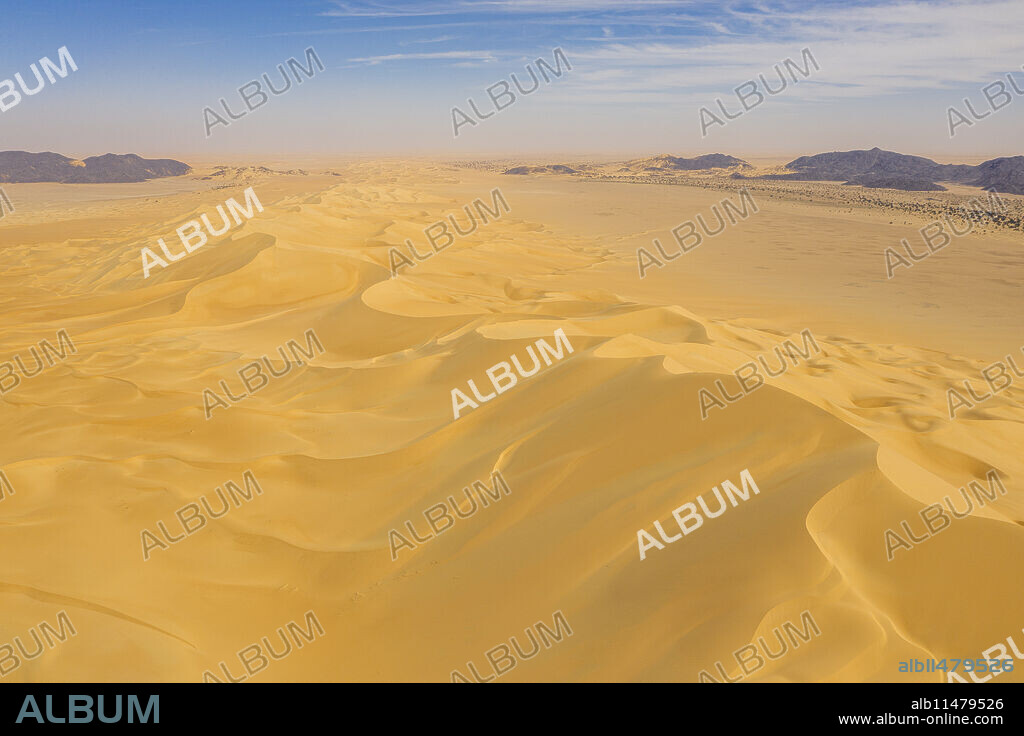 Aerial of crab's claw Arakao sand dune, Tenere Desert, Sahara, Niger, Africa.