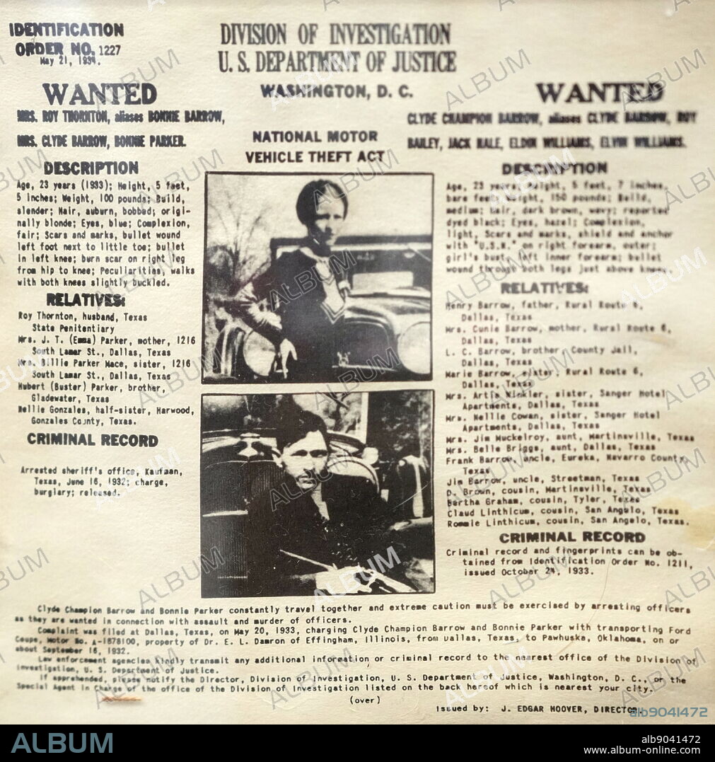Wanted poster for Bonnie and Clyde. Bonnie Elizabeth Parker (1910-1934) and Clyde Chestnut Barrow (1909-1934) American criminals who travelled around the Central United States with their gang during the Great Depression.
