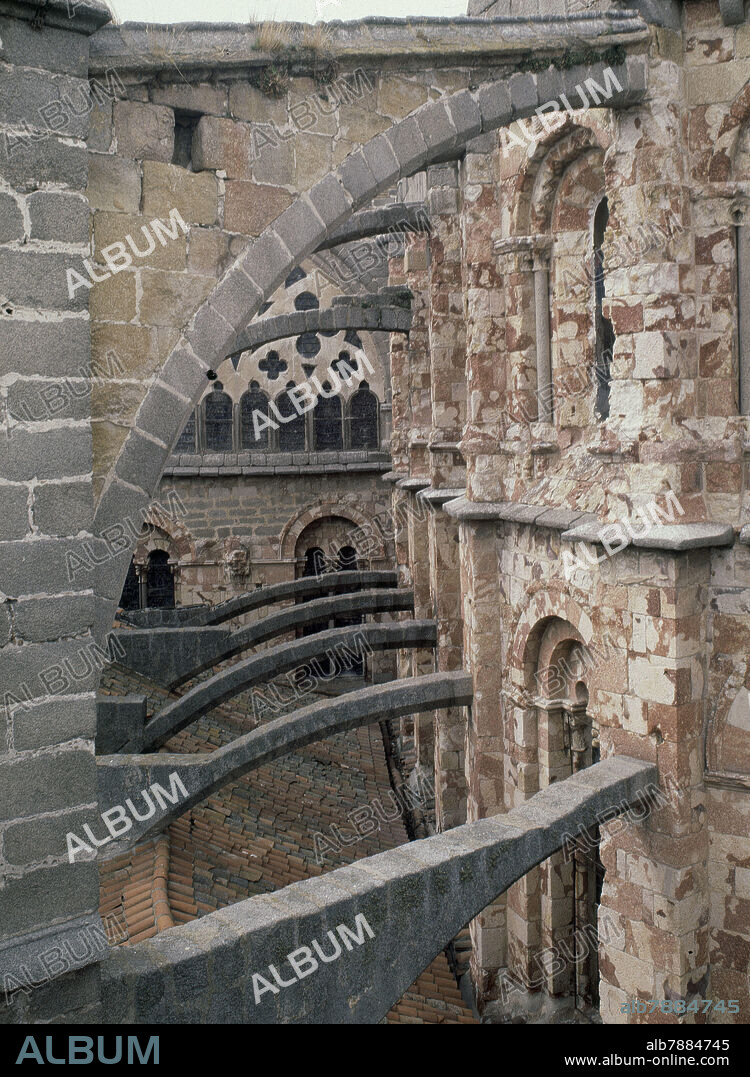 CIMBORRIO DE LA CATEDRAL DE AVILA - GOTICO ESPAÑOL.