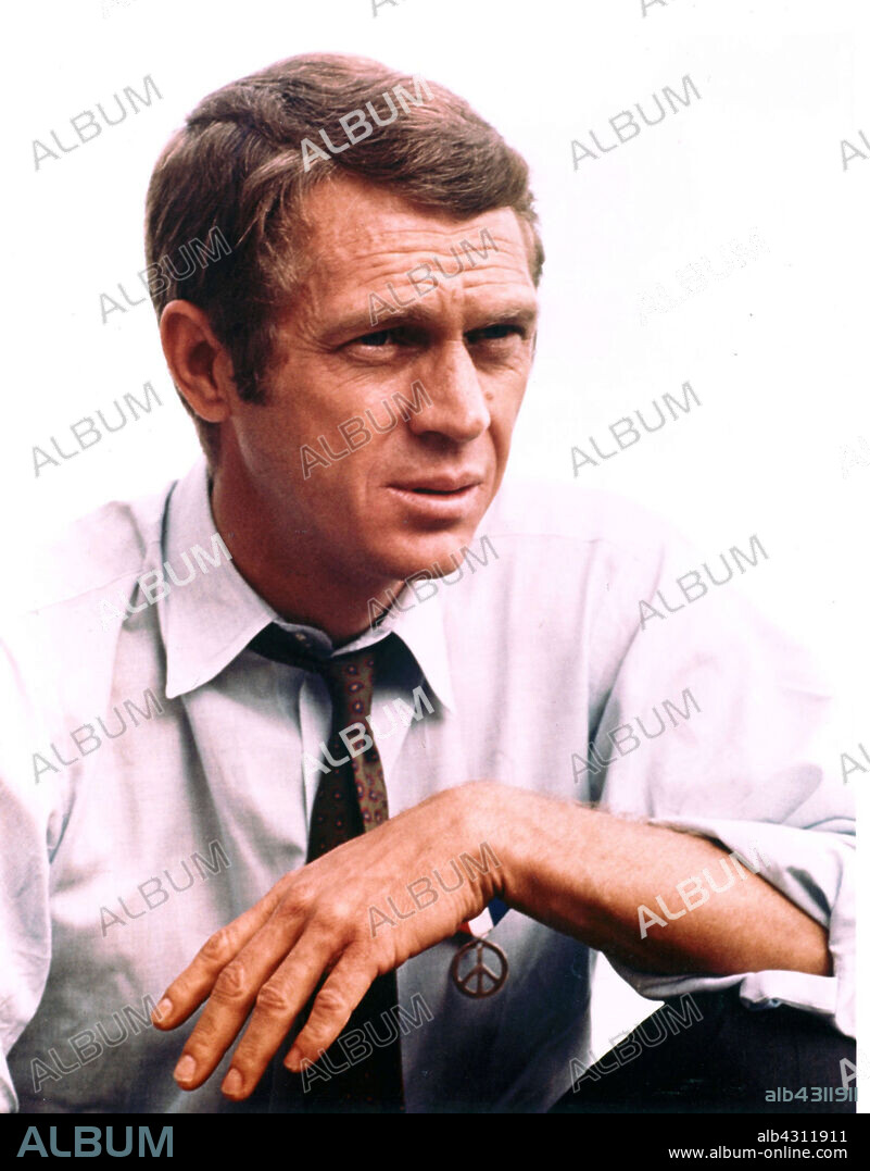 STEVE MCQUEEN in BULLITT, 1968, directed by PETER YATES. Copyright WARNER BROTHERS.