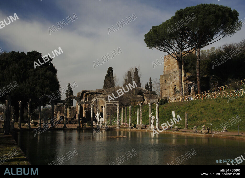 ARTE ROMANO. ITALIA. VILLA ADRIANA. Villa imperial construída en el siglo II por orden del emperador Adriano (76-138). Vista parcial del CANOPO. Cercanías de Tívoli.