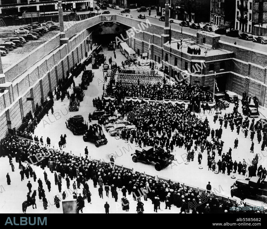 New York (USA), Lincoln Tunnel. The Lincoln Tunnel is opened to traffic. Photo, c. 1935.