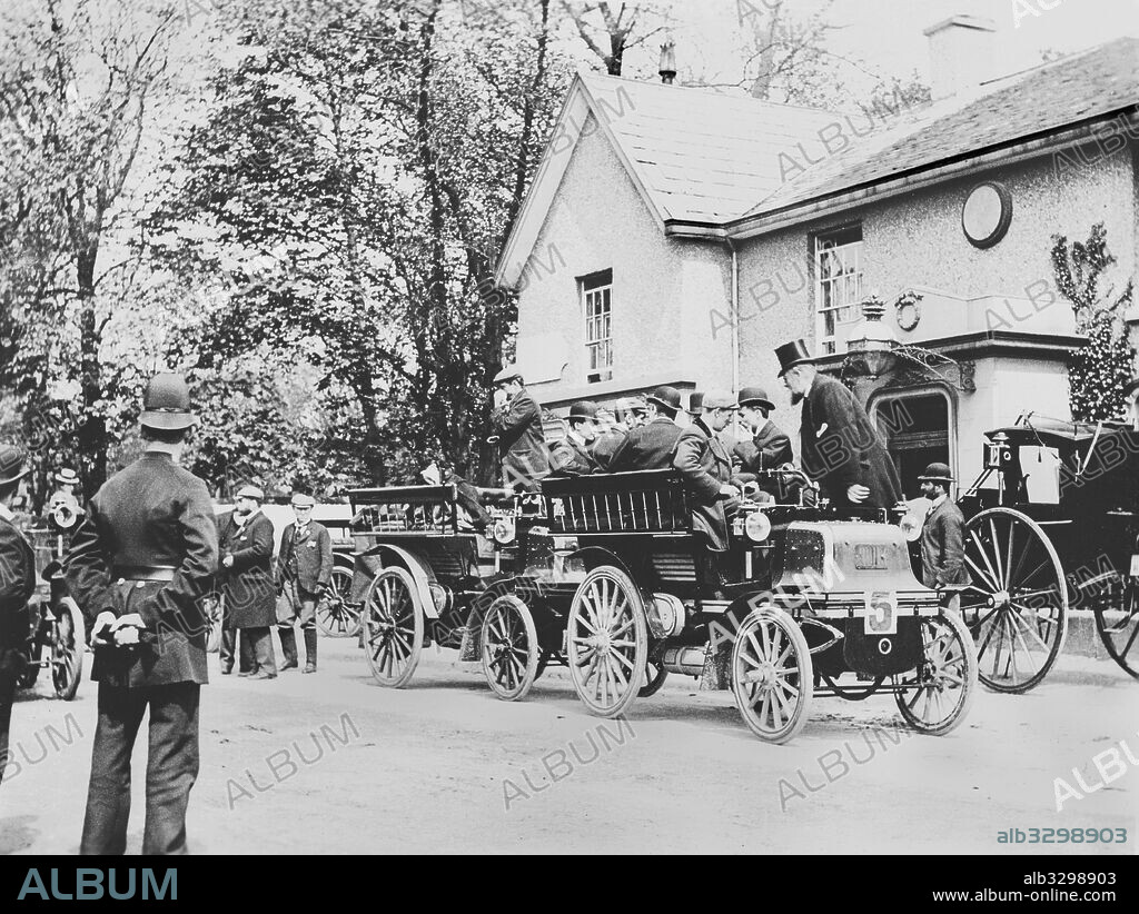 Motor Car Trials at the Aigburth Hotel. Liverpool, Merseyside, 1898.