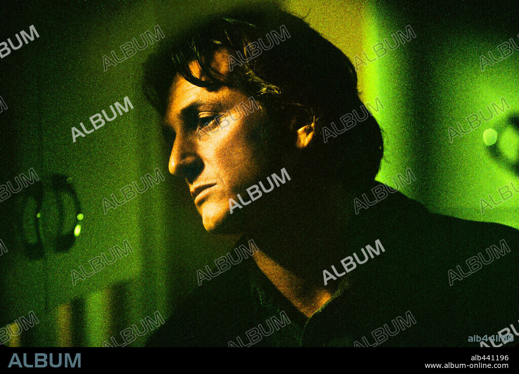 SEAN PENN en 21 GRAMOS, 2003 (21 GRAMS), dirigida por ALEJANDRO GONZALEZ IÑARRITU. Copyright FOCUS FILMS INC. / SHELDON, JIM.