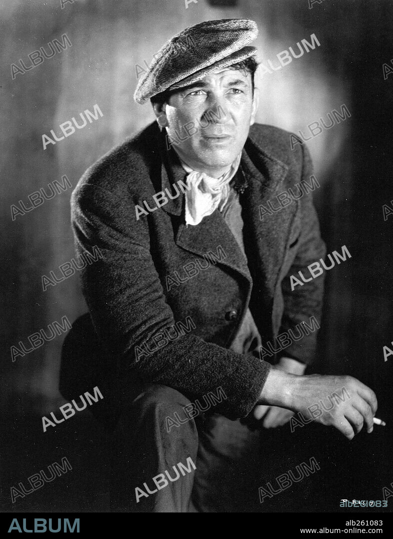 VICTOR McLAGLEN en EL DELATOR, 1935 (THE INFORMER), dirigida por JOHN FORD. Copyright RKO.