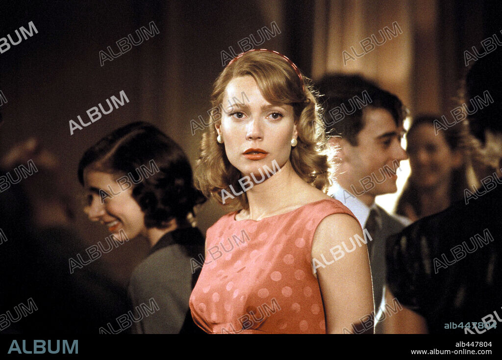 GWYNETH PALTROW in SYLVIA, 2003, directed by CHRISTINE JEFFS. Copyright FOCUS FEATURES.