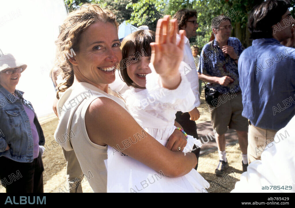 EMMA THOMPSON in NANNY MCPHEE, 2005, directed by KIRK JONES. Copyright UNIVERSAL PICTURES.